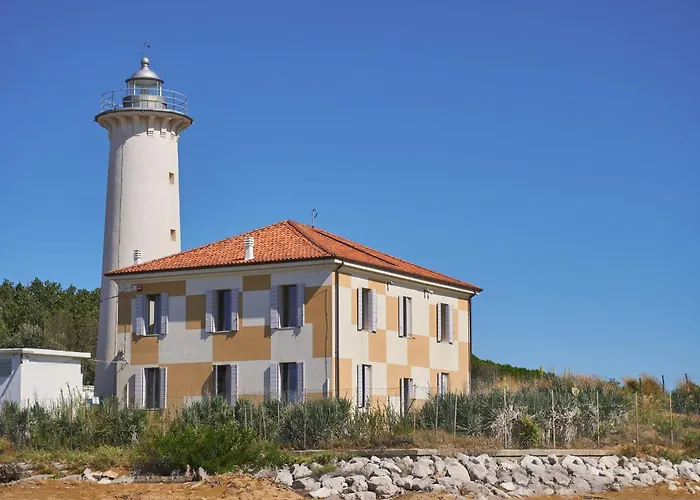 With Terrace Daire *